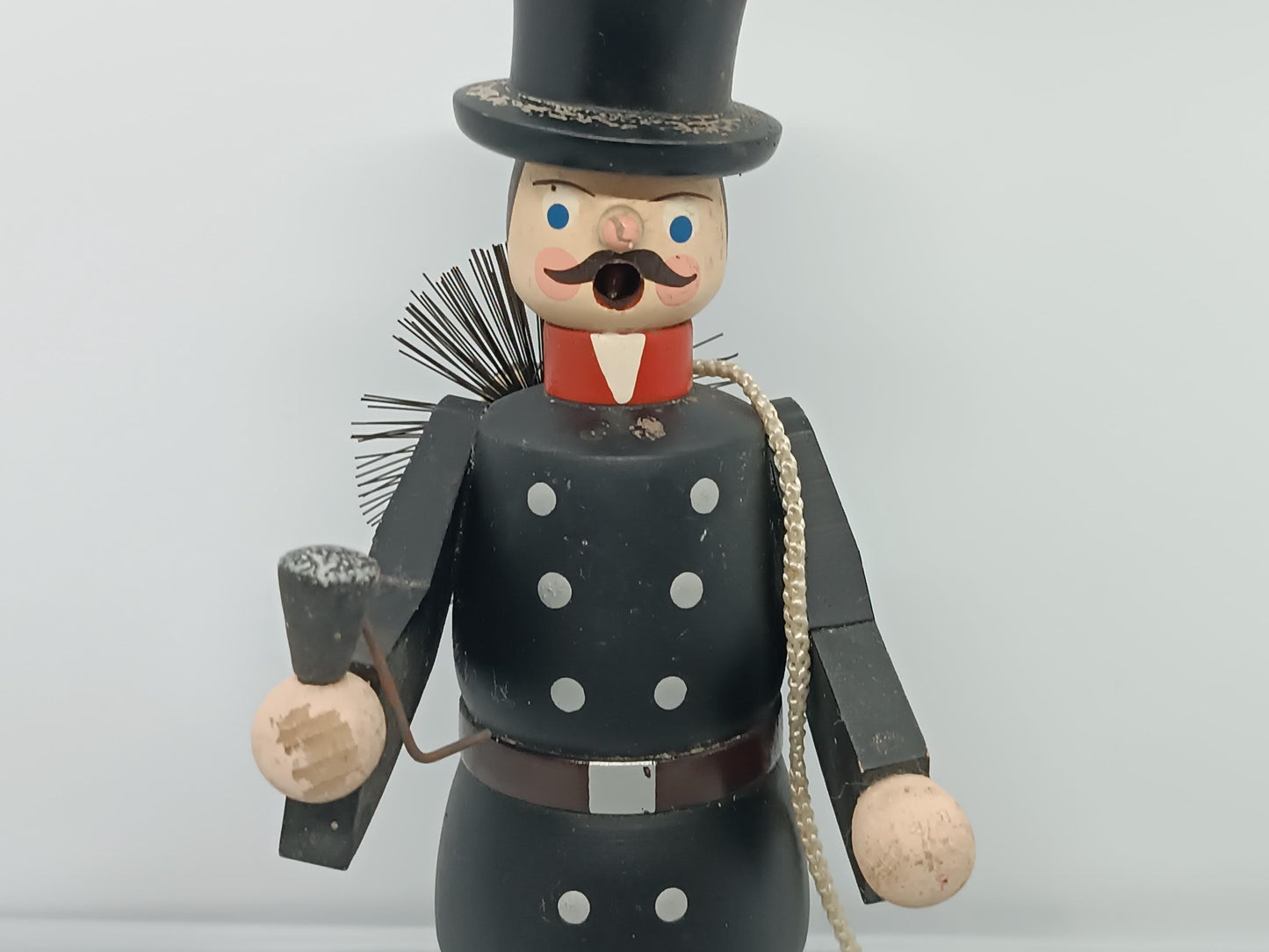 Vintage Wooden Smoker Raucher chimney sweep Seiffener Volkskunst 19 cm