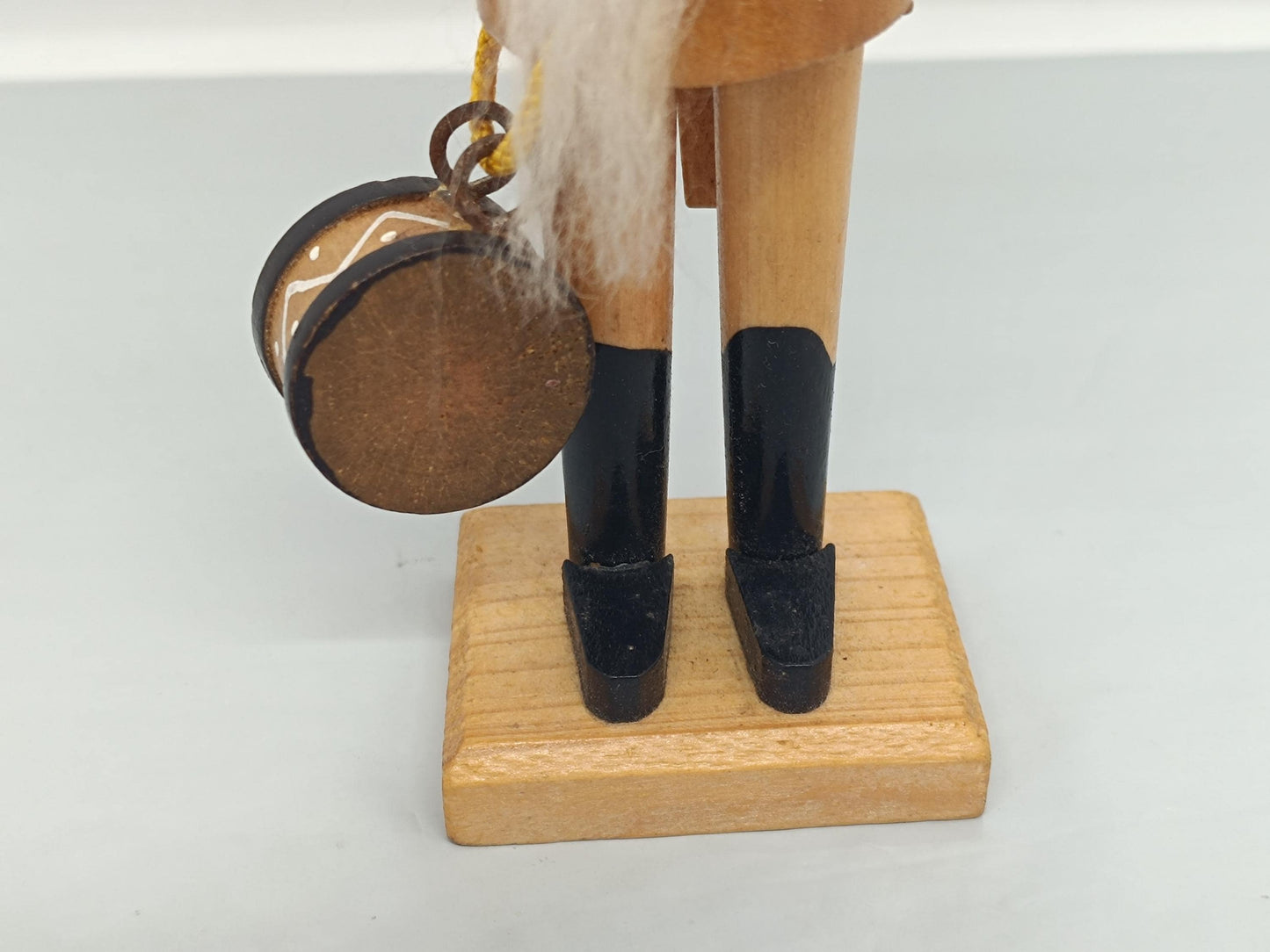 Wooden Nutcracker Erzgebirge figurine 20 cm