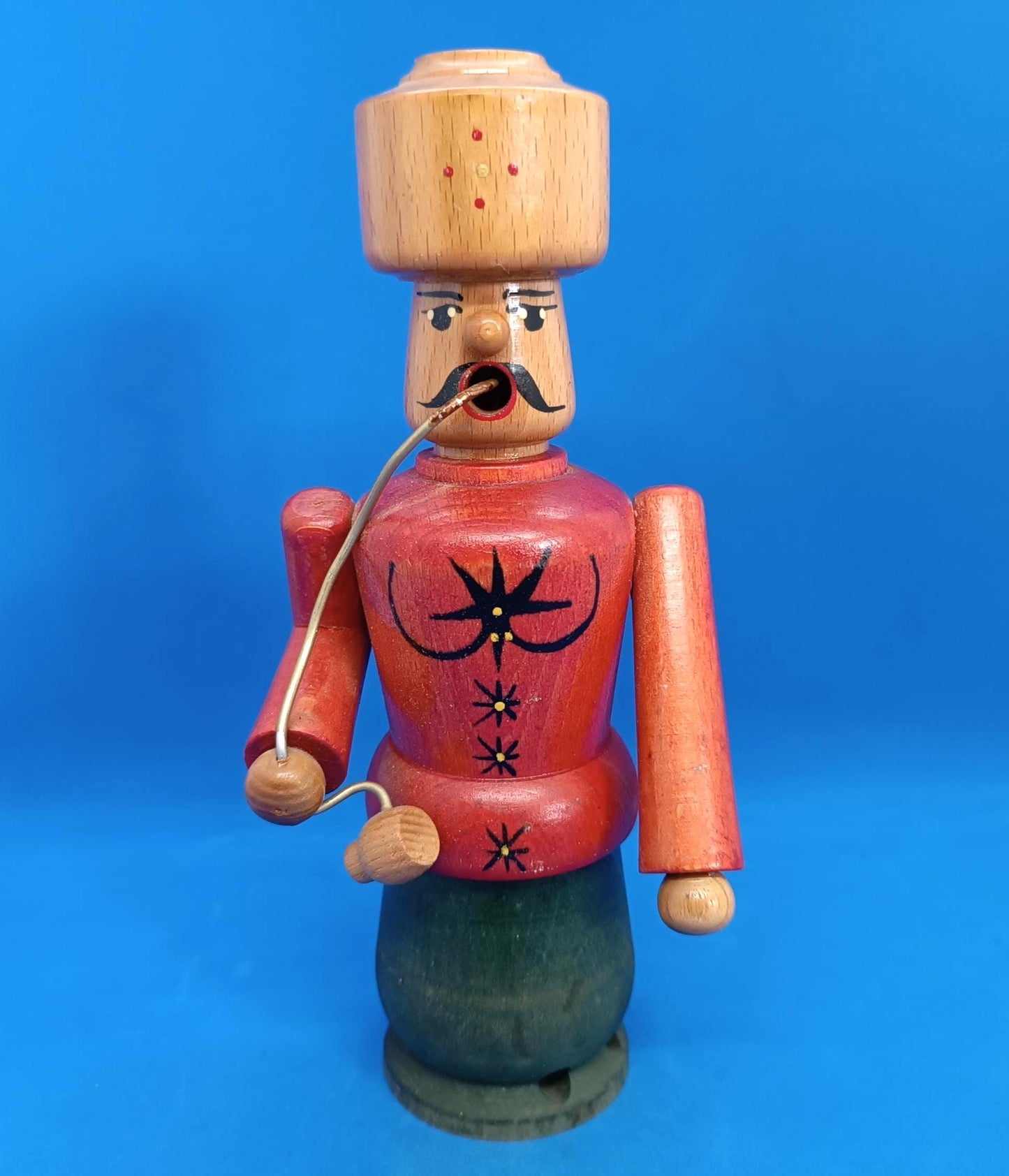 Vintage Wooden Smoker Turkish Erzgebirge 7,5"