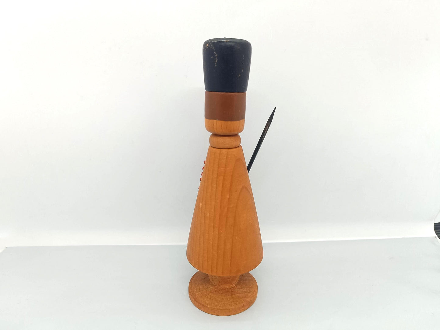 Vintage Wooden Folk Incense Smoker Raucher 16 cm