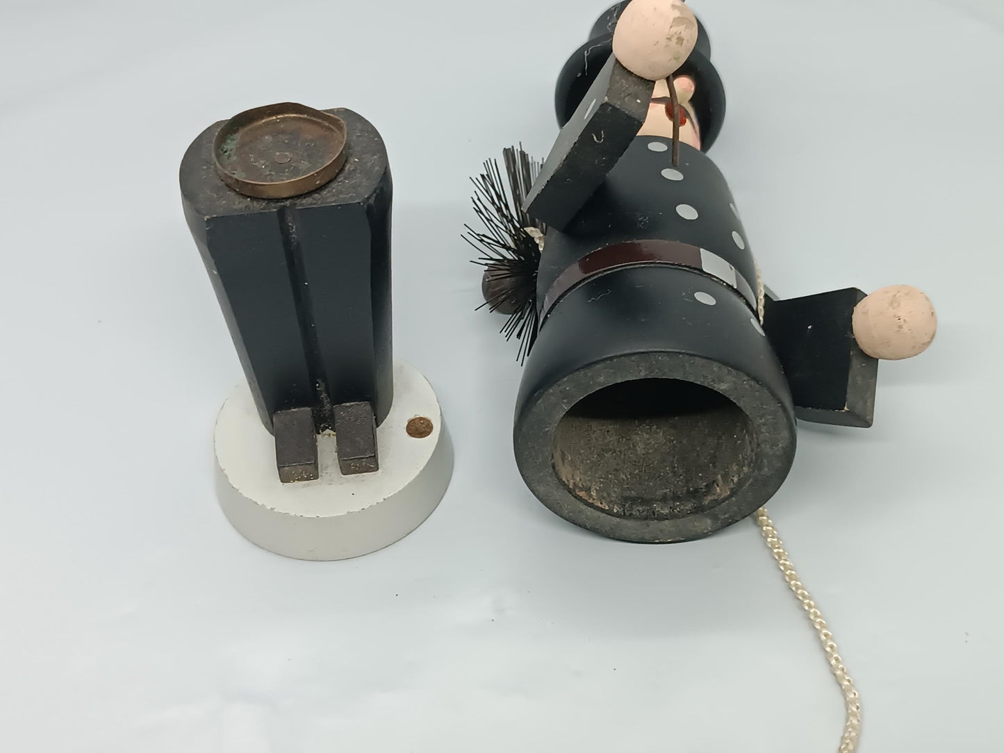 Vintage Wooden Smoker Raucher chimney sweep Seiffener Volkskunst 19 cm
