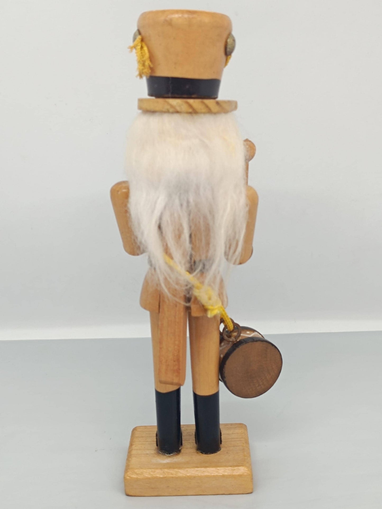 Wooden Nutcracker Erzgebirge figurine 20 cm