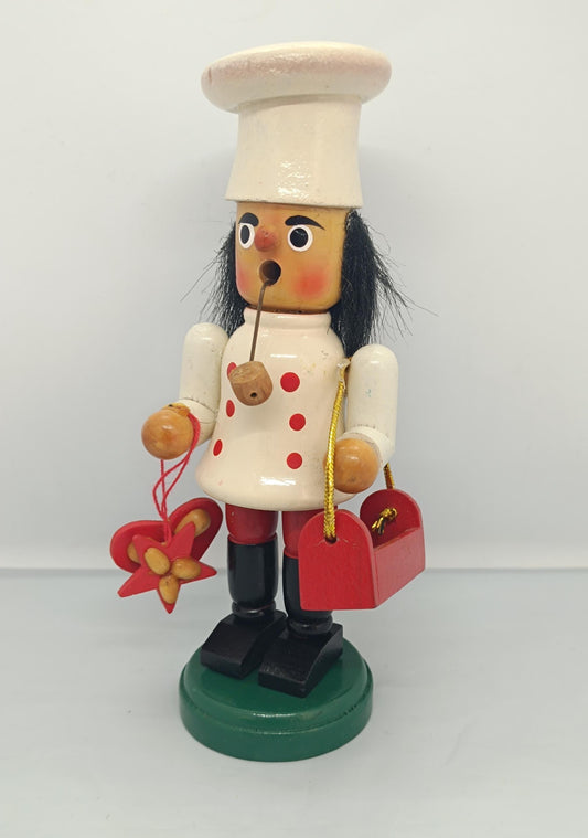 Vintage Wooden Chef Smoker Raucher 17 cm