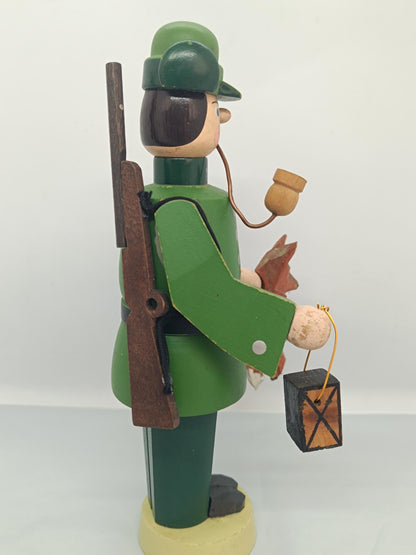 Vintage Wooden Smoker Raucher Hunter Seiffener Volkskunst 18 cm
