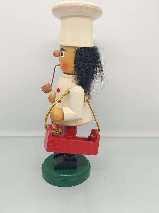 Vintage Wooden Chef Smoker Raucher 17 cm