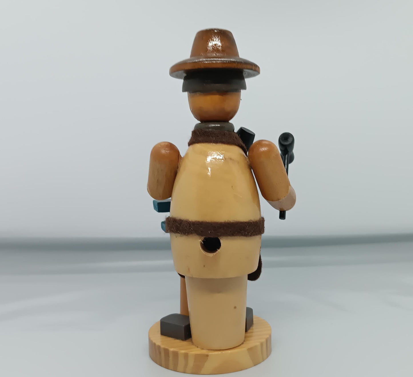 Vintage Wooden Carpenter Smoker Raucher 16 cm