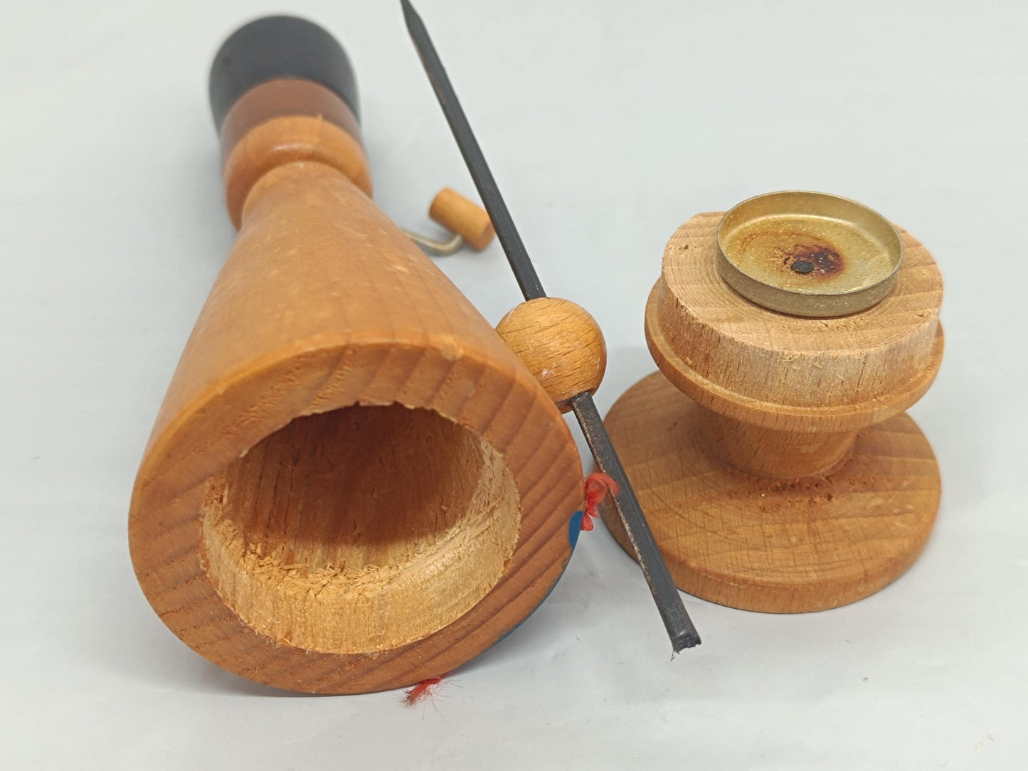 Vintage Wooden Folk Incense Smoker Raucher 16 cm